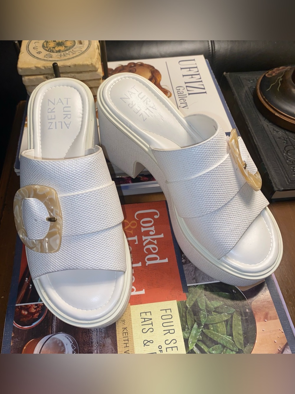 NWOB Naturalizer Clara Platform Mules Sandals Heels White Decorative Buckle 6M